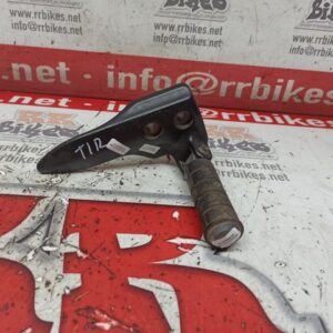 ESTRIBERA TRASERA DERECHA