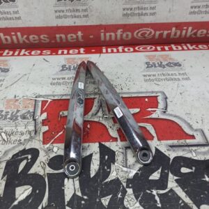 SOPORTE GUARDABARROS DELANTERO