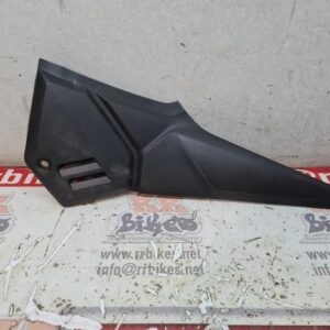 PLASTICO DEPOSITO DERECHO HONDA NX500 2024