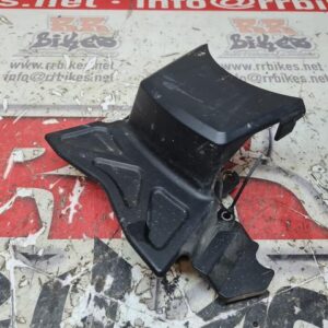 TAPA PIÑON HONDA NX500 2024