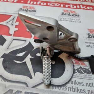 ESTRIBERA DELANTERA DERECHA HONDA CBR650R 2019