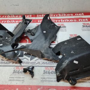 PLASTICOS VARIOS HONDA NT1100 2024