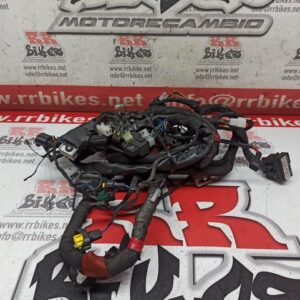 INSTALACION ELECTRICA APRILIA TUONO 1000R 07