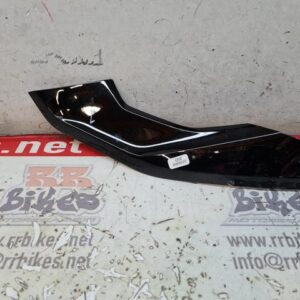 PLASTICO BAJO DEPOSITO IZQUIERDO BMW S1000RR 2025