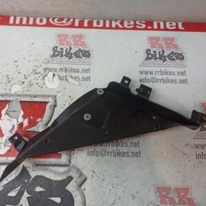 PLASTICO INTERIOR LATERAL IZQUIERDO APRILIA RS660 2022