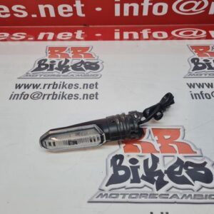 INTERMITENTE DELANTERO IZQUIERDO HONDA CBR650R 2025