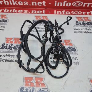 LATIGUILLOS DE FRENO HONDA CBR650R 2025