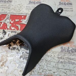 ASIENTO SUZUKI GSX8R 2024