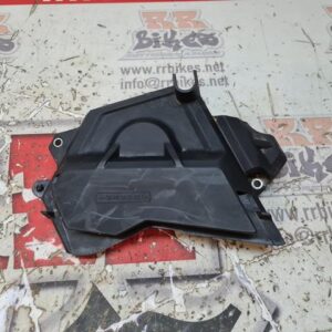 TAPA PIÑON SUZUKI GSX8R 2024